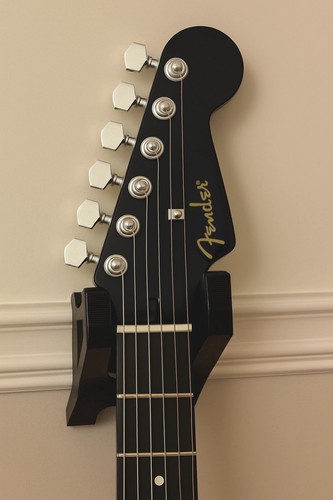 Picture rail wall guitar - picture,