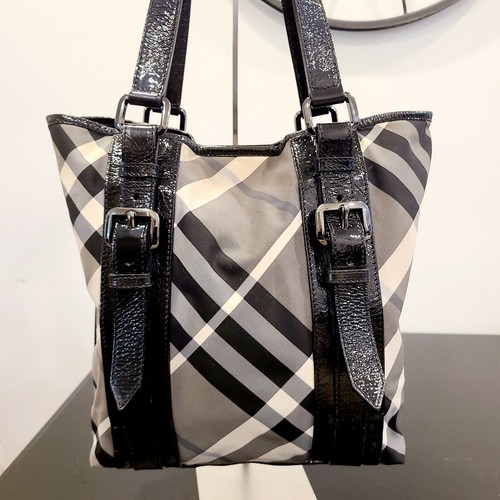 Burberry beat check - burberry,