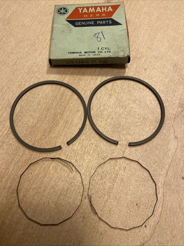 Genuine yamaha piston - genuine,