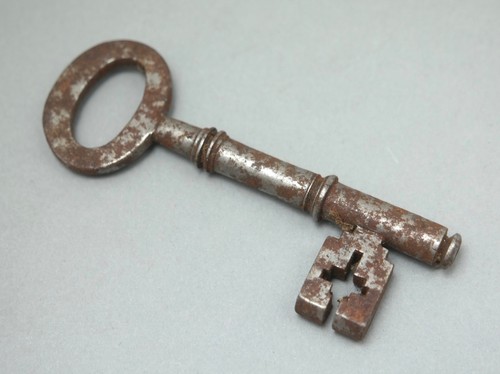 Vintage old skeleton key - old,