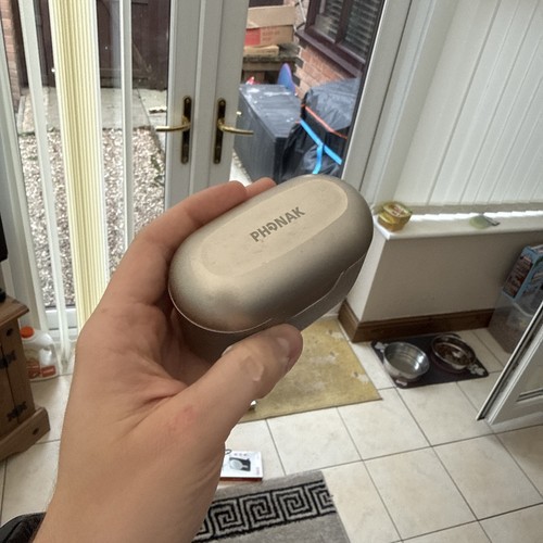 Phonak charger case - charger,
