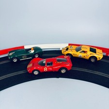 X3 VINTAGE SCALEXTRIC TRIANG C17 LAMBORGHINI - AC COBRA (|HK) - C16 FERRARI P4