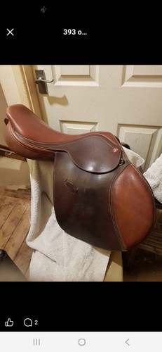 Close contact jump saddle - close,