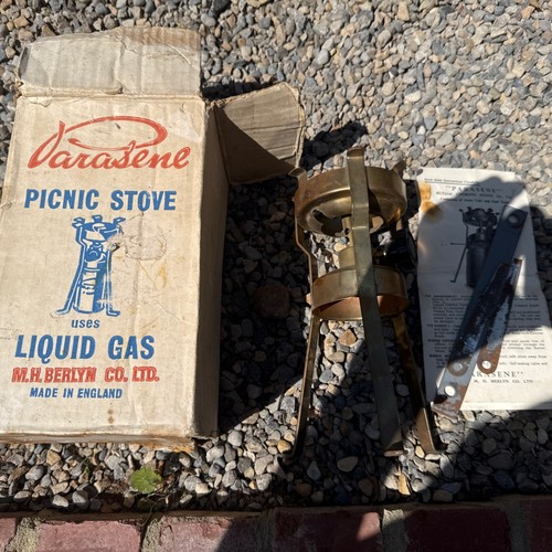 Boxed vintage parasene picnic - vintage,