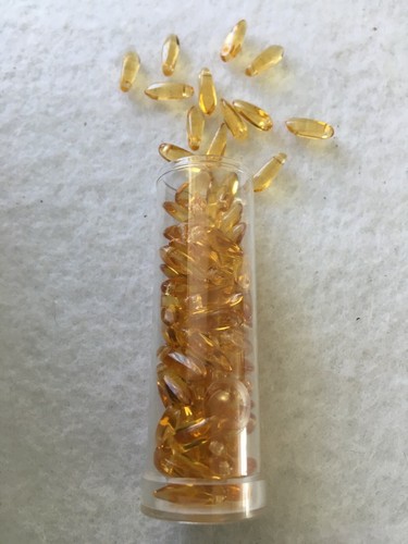 Gutermann glass teardrop 3mm - teardrop,