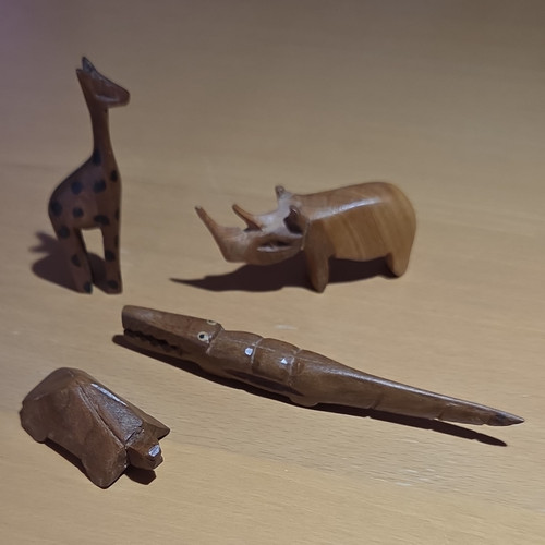 Set carved wooden animal - set,