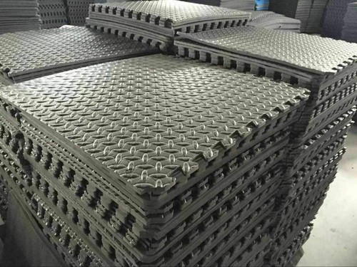 Black interlocking mat yoga - interlocking,
