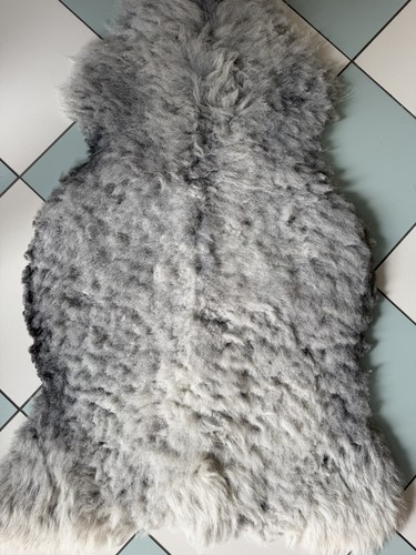Skyeskyns grey wool - , natural