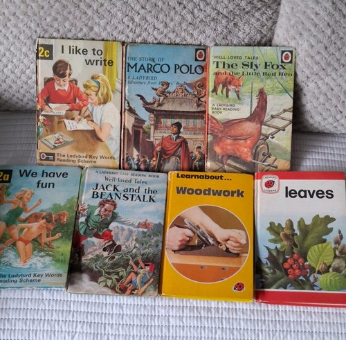 Vintage 60s 70s - ladybird, books