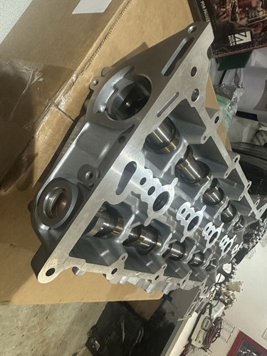 Camshaft housing carrier - camshaft, cam