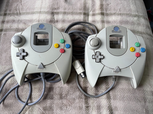 Sega dreamcast controllers - sega,