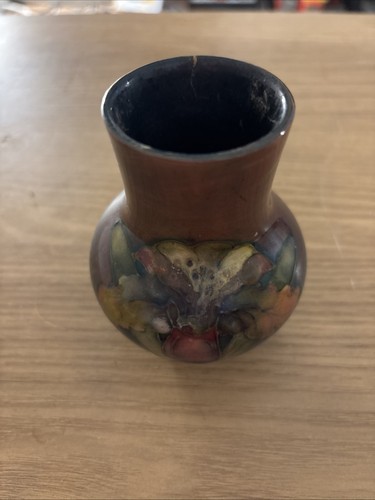 Vintage william moorcroft - william,
