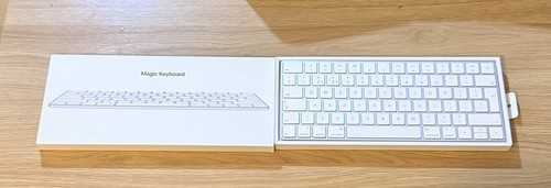 Apple magic keyboard - magic,