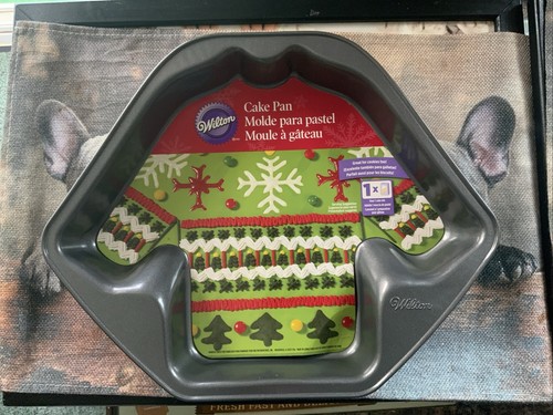 Wilton jumper cake pan - wilton,
