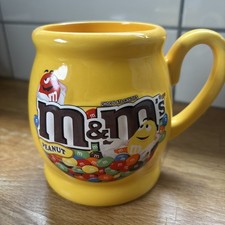 M&M's World Yellow Peanut 22 oz Oversized Coffee Mug Good Condition