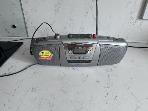 Aiwa p77 cassette player - cassette,