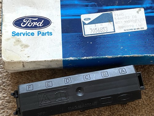 Original ford part 7056853 box - ford,