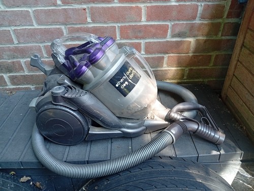 Dyson dc19 vacuum base - vacuum,