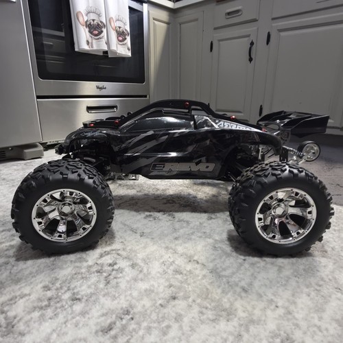 Traxxas revo 2 0 - traxxas, e-revo