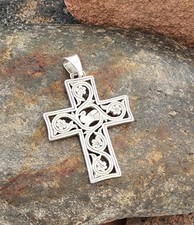 Retired James Avery Bird Center Cross Pendant 6.85gr