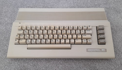 Commodore c64c very good - commodore,