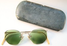 Vintage Eye Green Glasses With Case