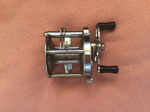 Vintage pflueger rocket model - pflueger,