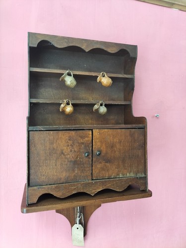 Vintage small apprentice - a,