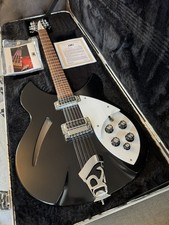 Rickenbacker 330/12 String