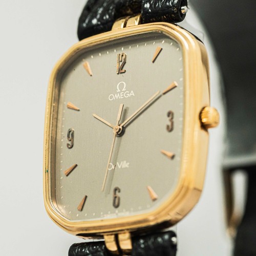Vintage 1982 omega - 1982*, ville