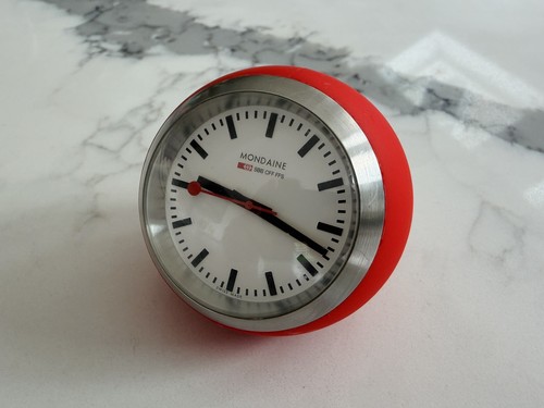 Mondaine red table - mondaine, clock