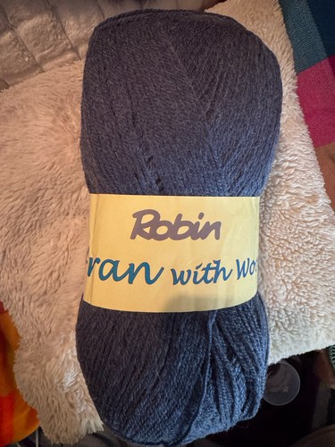 Robin aran with wool navy - navy, 400g