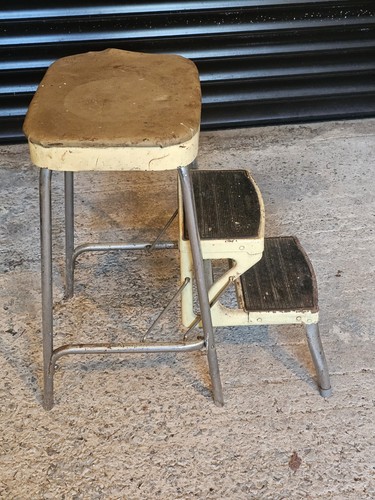 Vintage retro kitchen step - vintage,