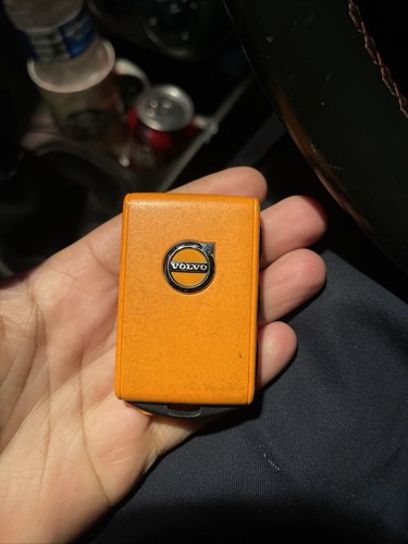 Volvo chrome keyring - chrome,