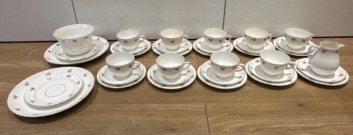 Vintage royal stafford rosebud - royal,