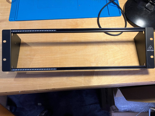 Behringer 84hp eurorack - behringer,
