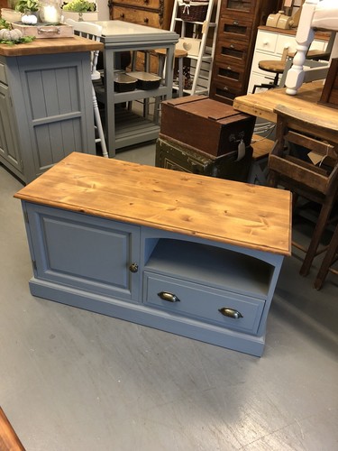 Shabby chic pine - chic, tv