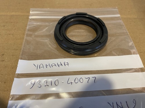 Yamaha crankshaft oil - , seal