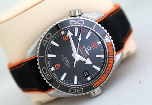 Omega seamaster planet ocean - planet,