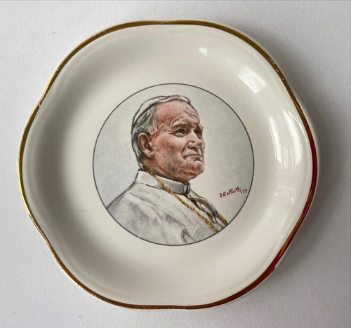 Small decorative plate - , visit