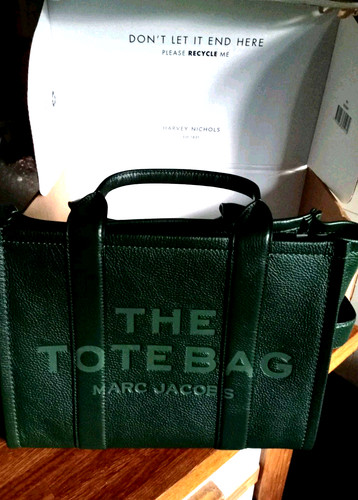 Authentic marc jacobs - authentic,