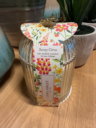 Laura ashley soy blend - ashley,