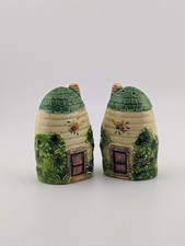 1940s Marutomoware  Vintage Japan Beehive Honey Bee Cottage Salt & Pepper Set