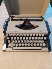 Vintage Olympia Traveller de
