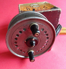 A USED BOXED VINTAGE J W YOUNG 3 3/4" THE SELDEX CENTREPIN REEL A GOOD USER
