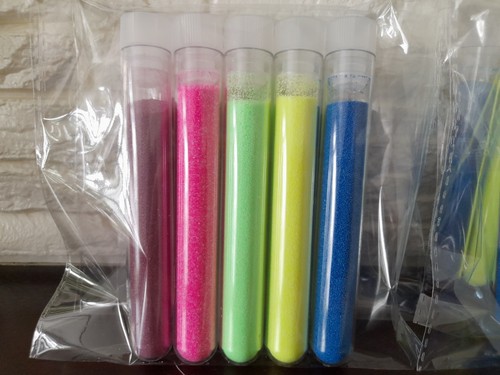 Colours colour sand - ,