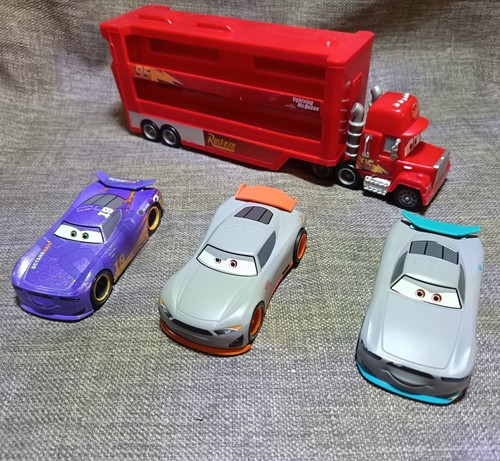 Disney cars bundle mack - disney,