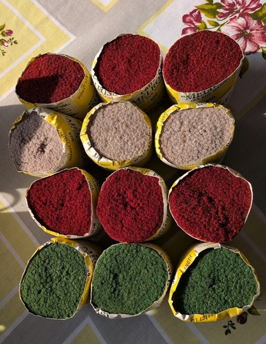Vintage ready cut - yarn, for