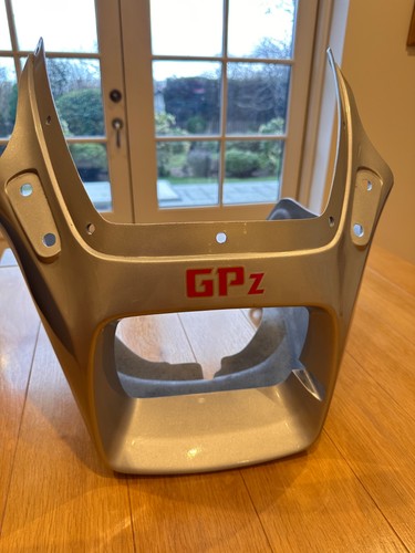 Kawasaki gpz750 front - gpz750, a2