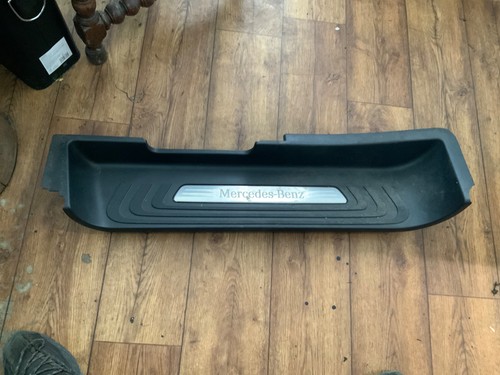 Mercedes class front door - v,